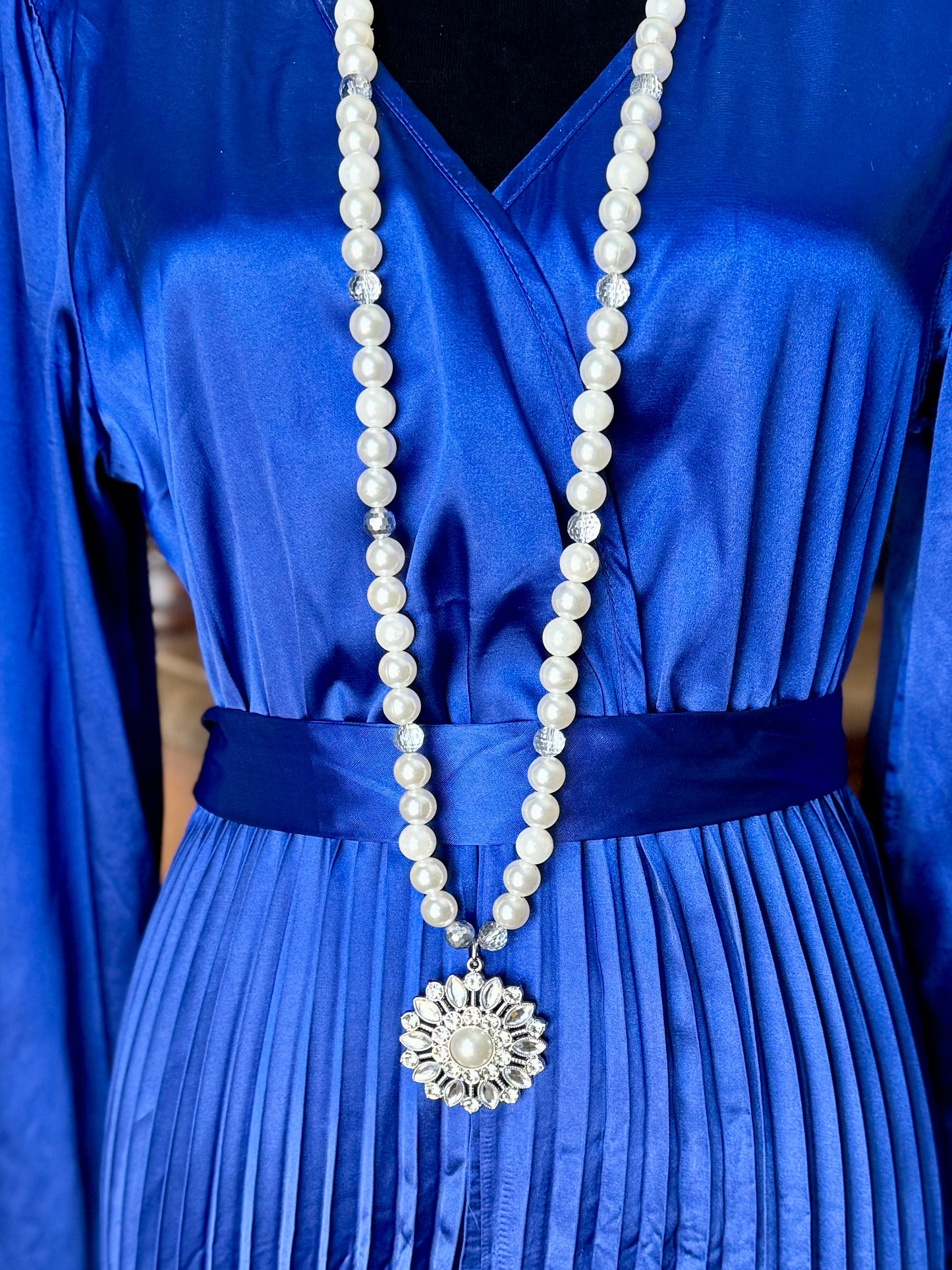 “Crystal Petunia” Long Necklace & Earrings Set