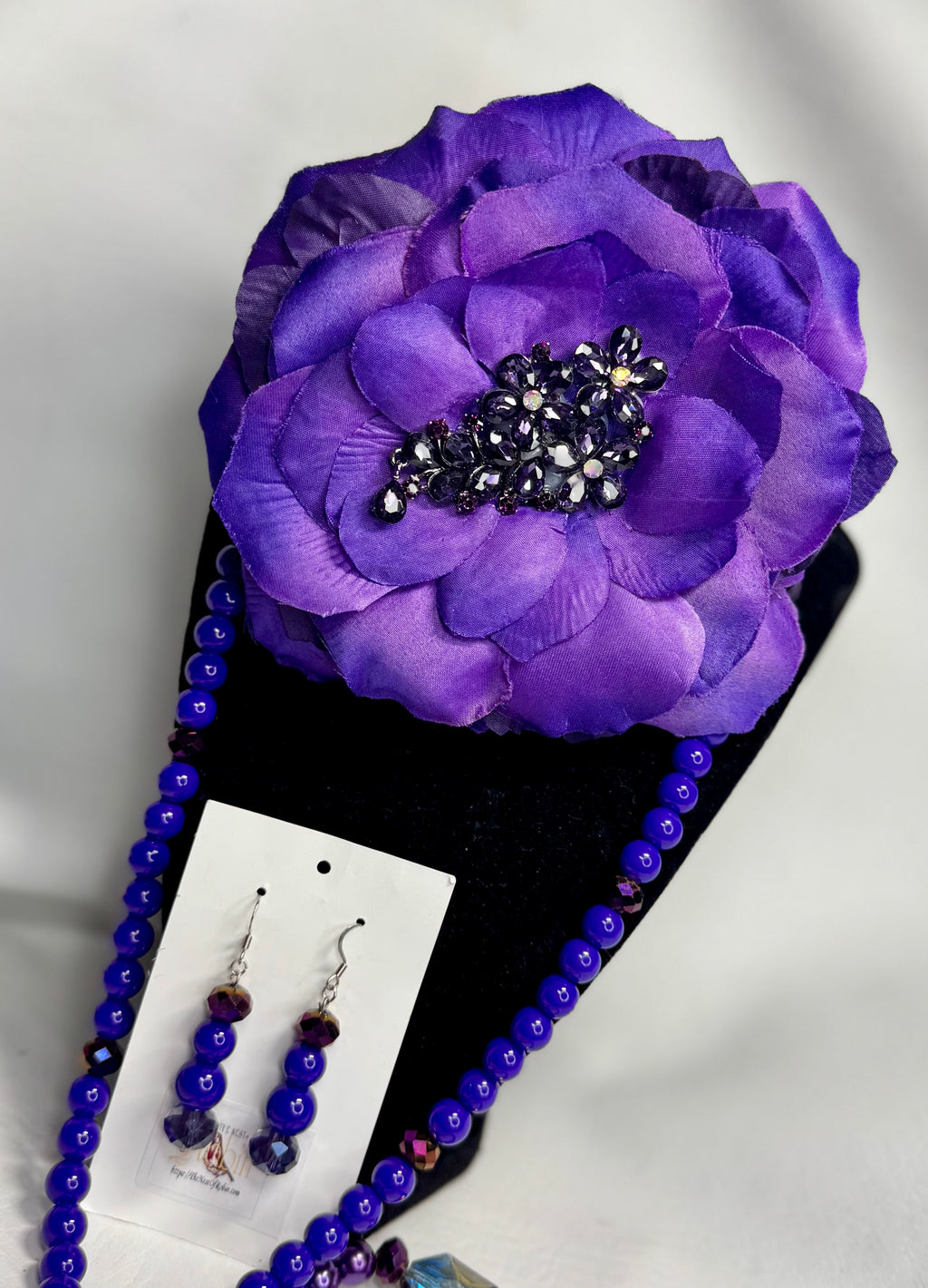Royal Radiance Necklace, Earrings, and Floral Brooch Set
