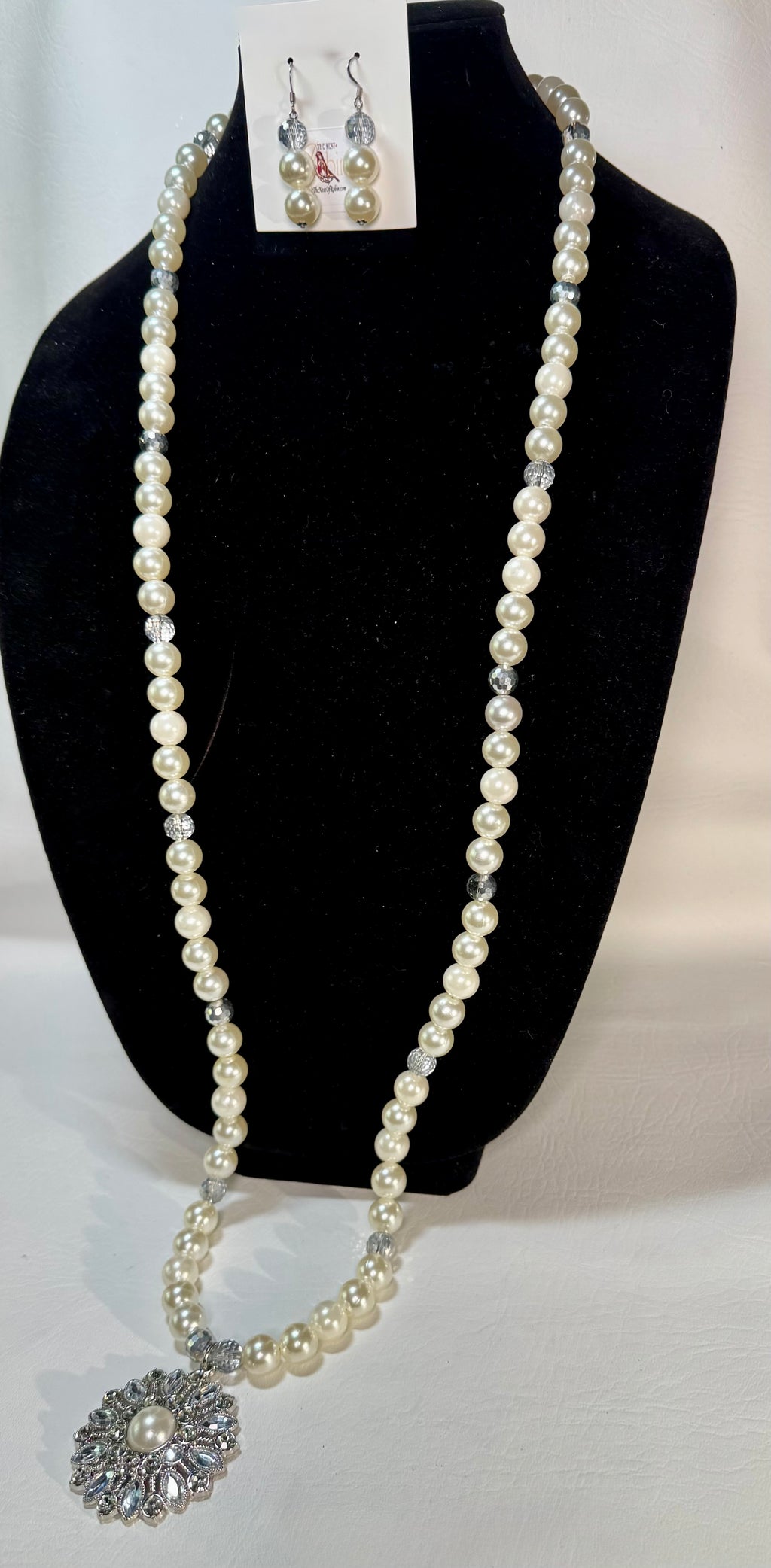 “Crystal Petunia” Long Necklace & Earrings Set