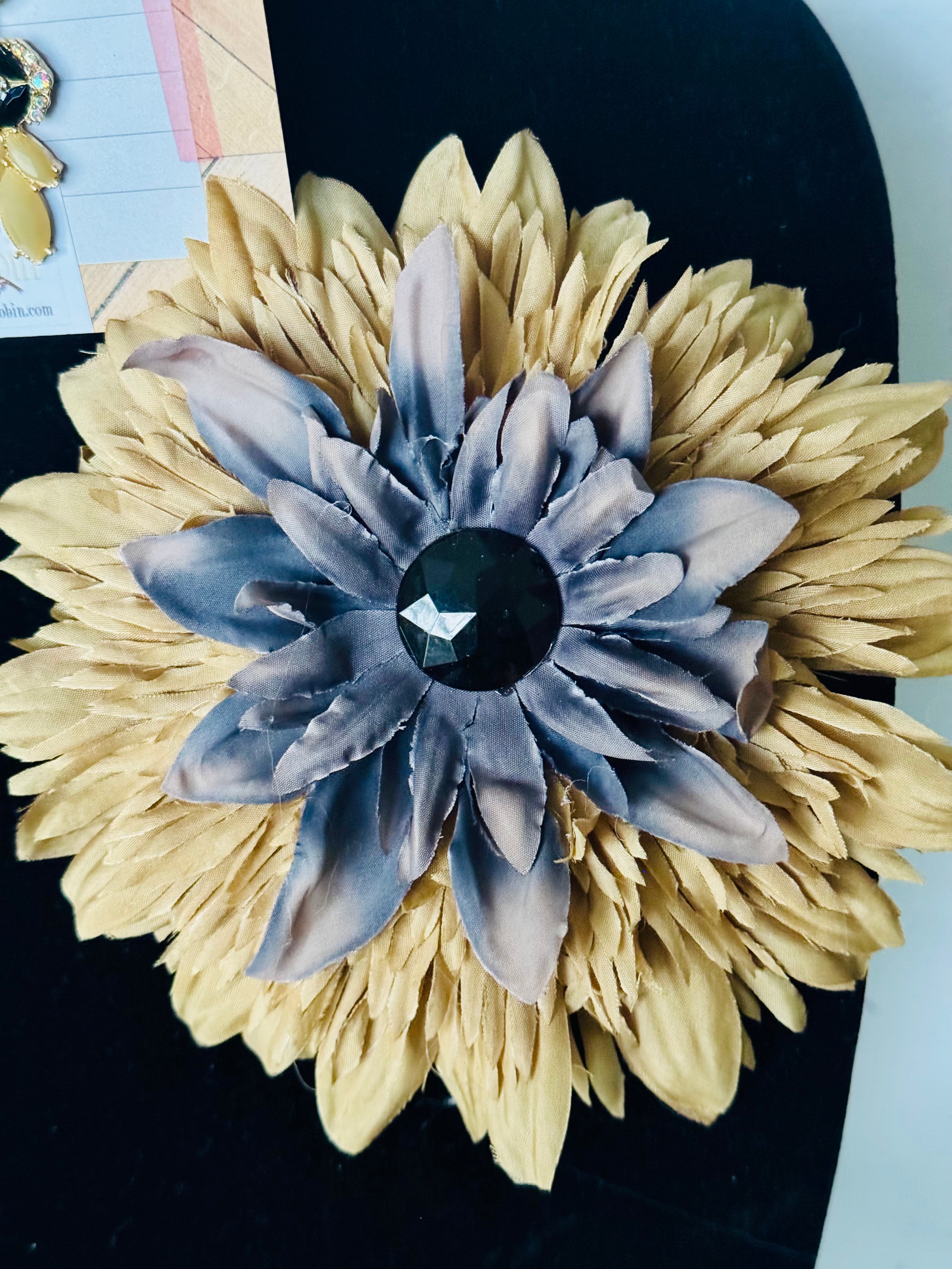 Golden Bloom Majesty Set