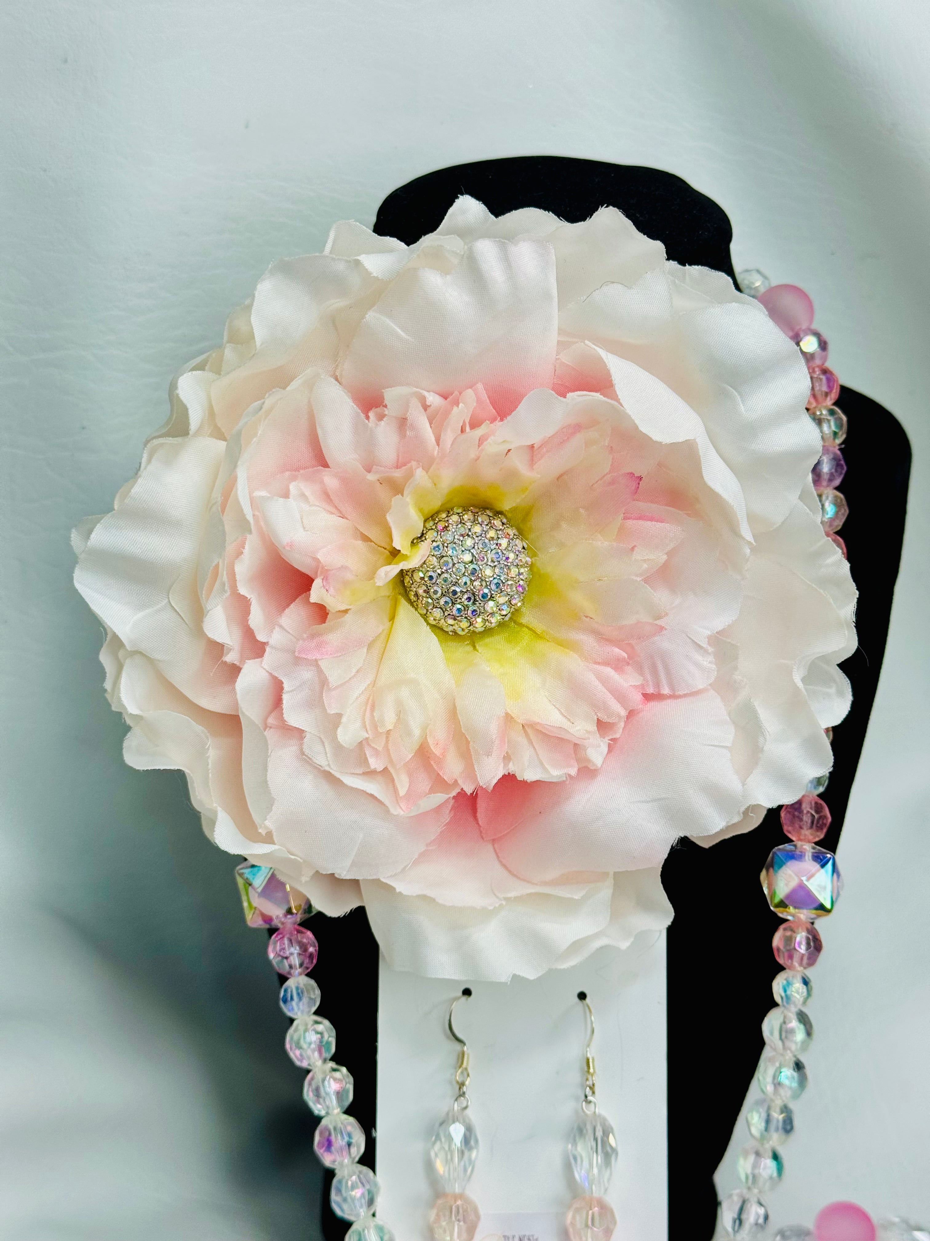 “Blush Radiance Ensemble” - Floral Brooch, Long Necklace & Earrings￼