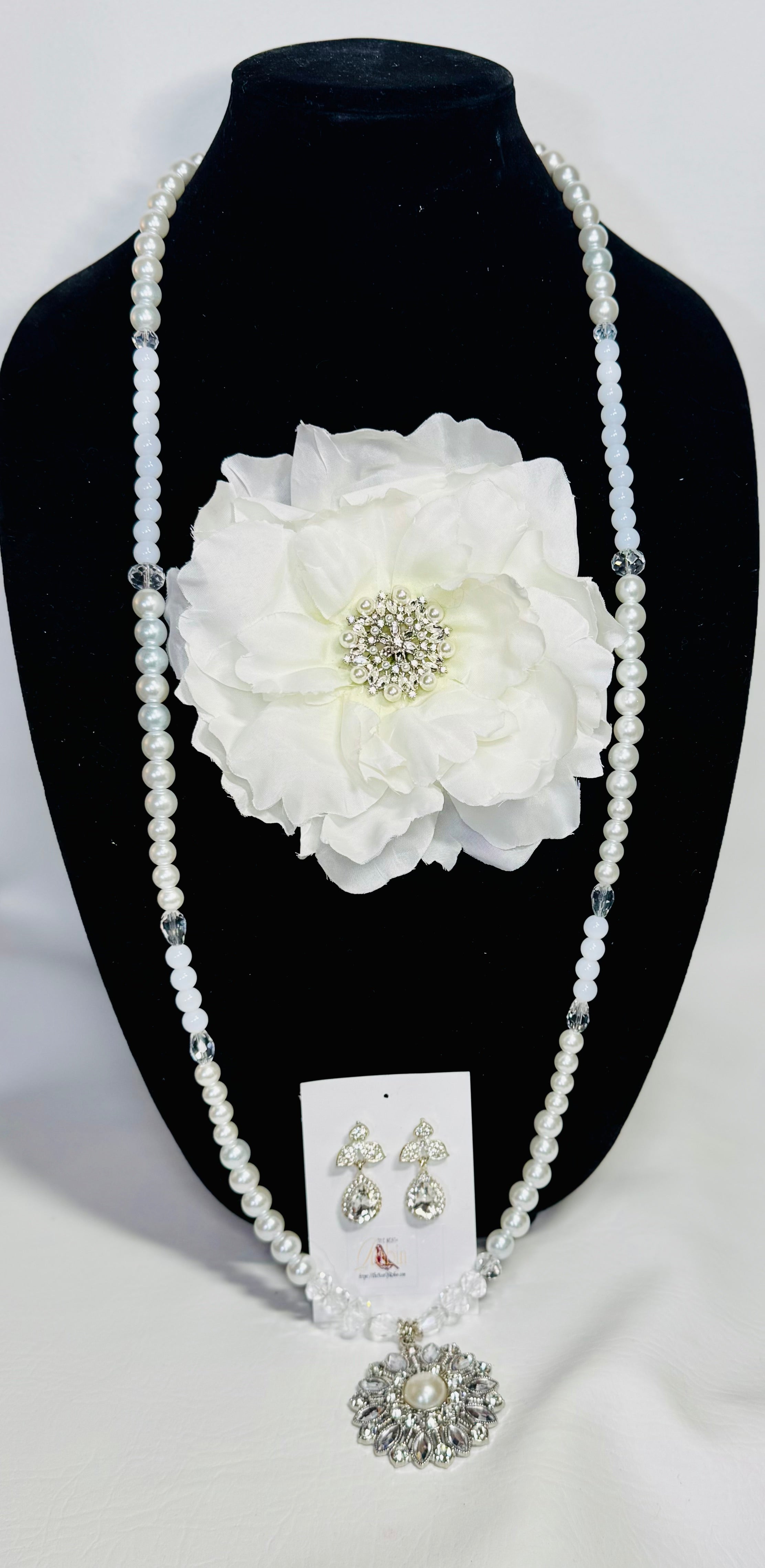 “Snow White” 5 Piece Long Necklace Set