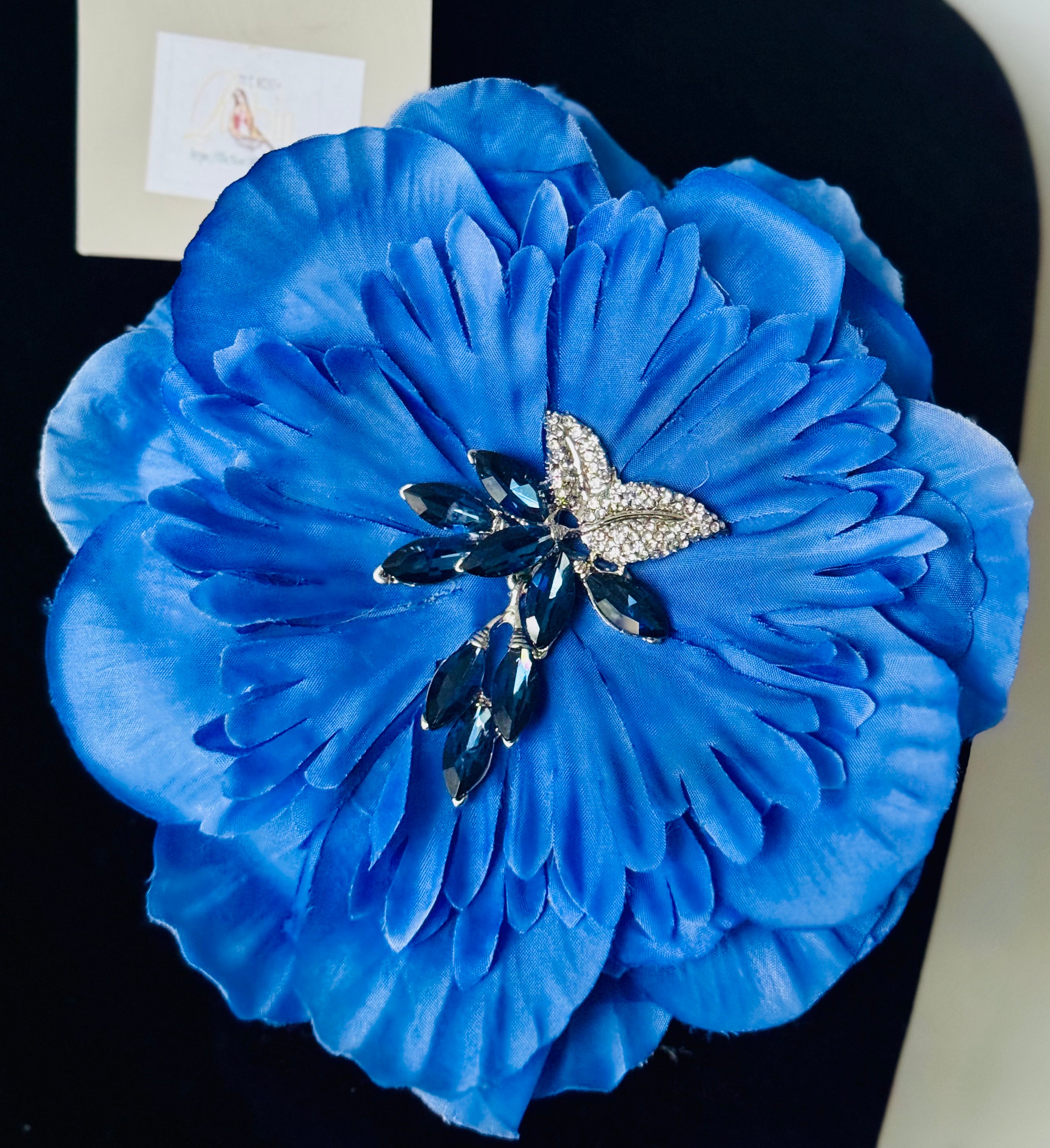 “Sapphire Majesty Bloom Set”