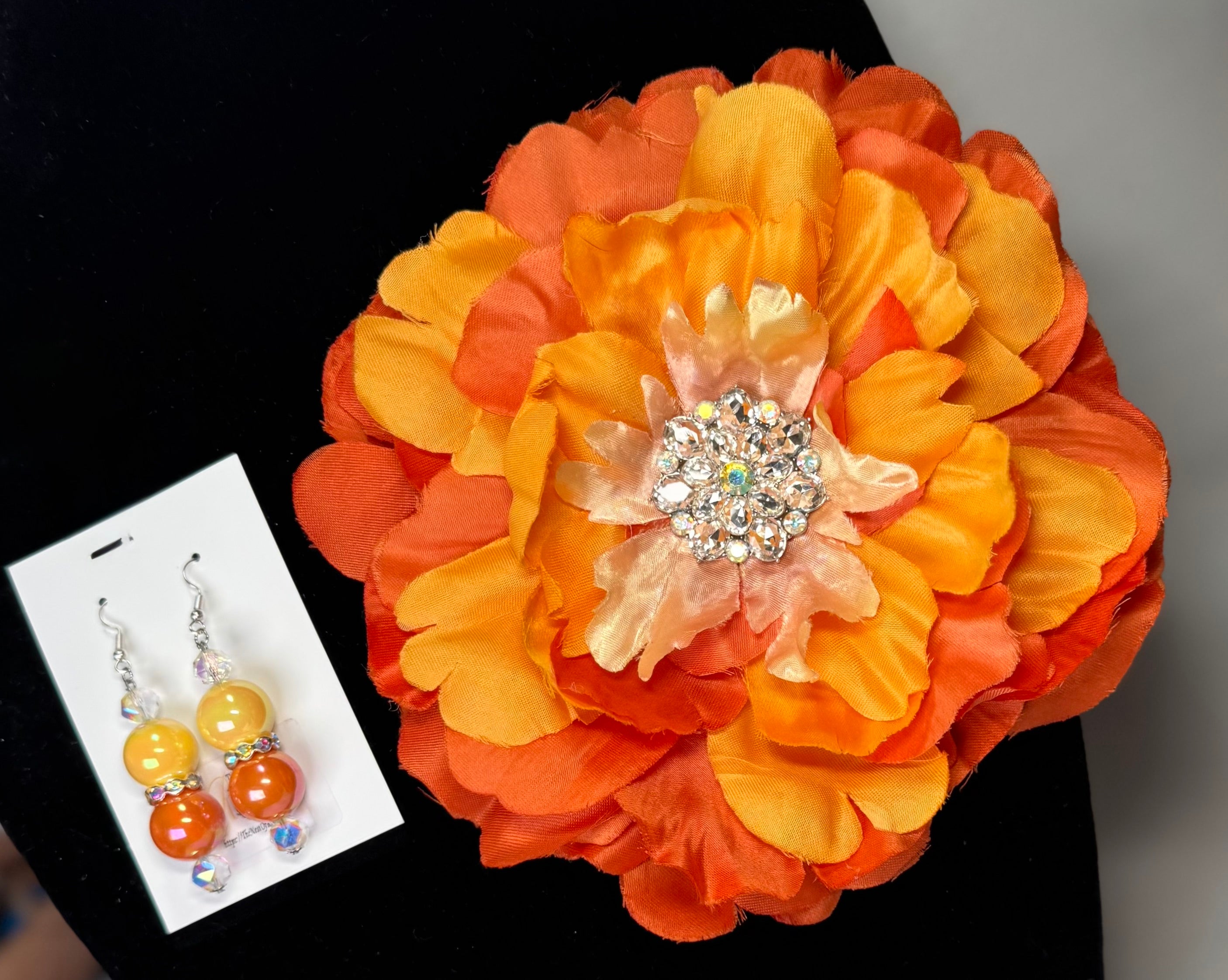 “Sunburst” Floral Brooch & Earrings Set