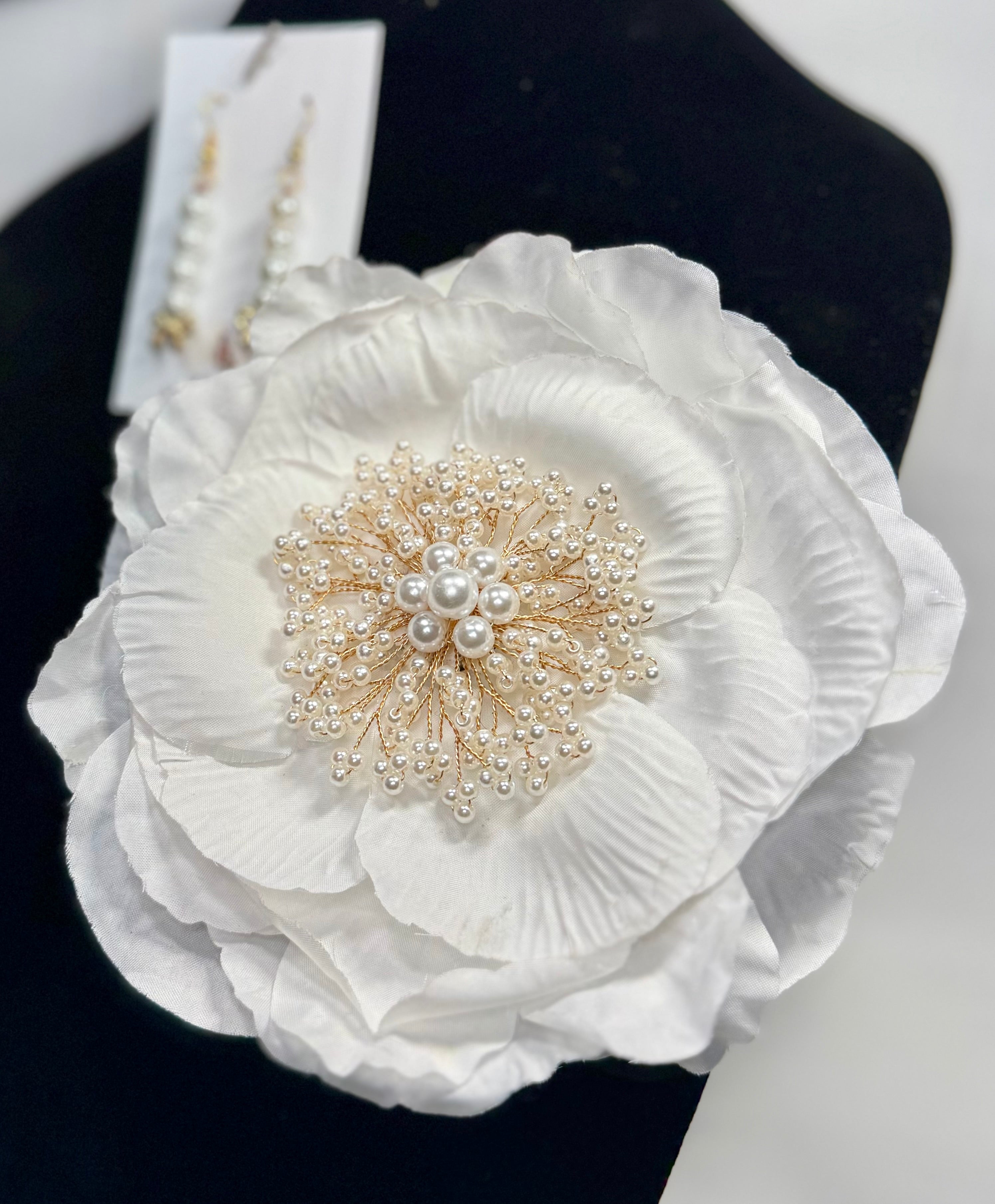 "Snowy" Floral Brooch & Earrings