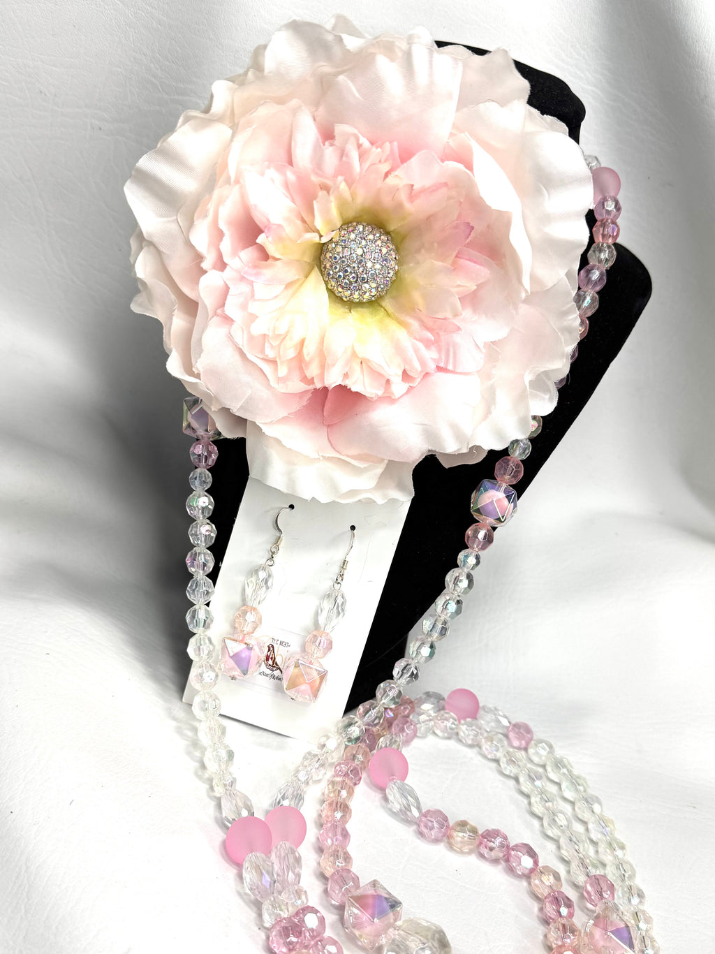 “Blush Radiance Ensemble” - Floral Brooch, Long Necklace & Earrings￼