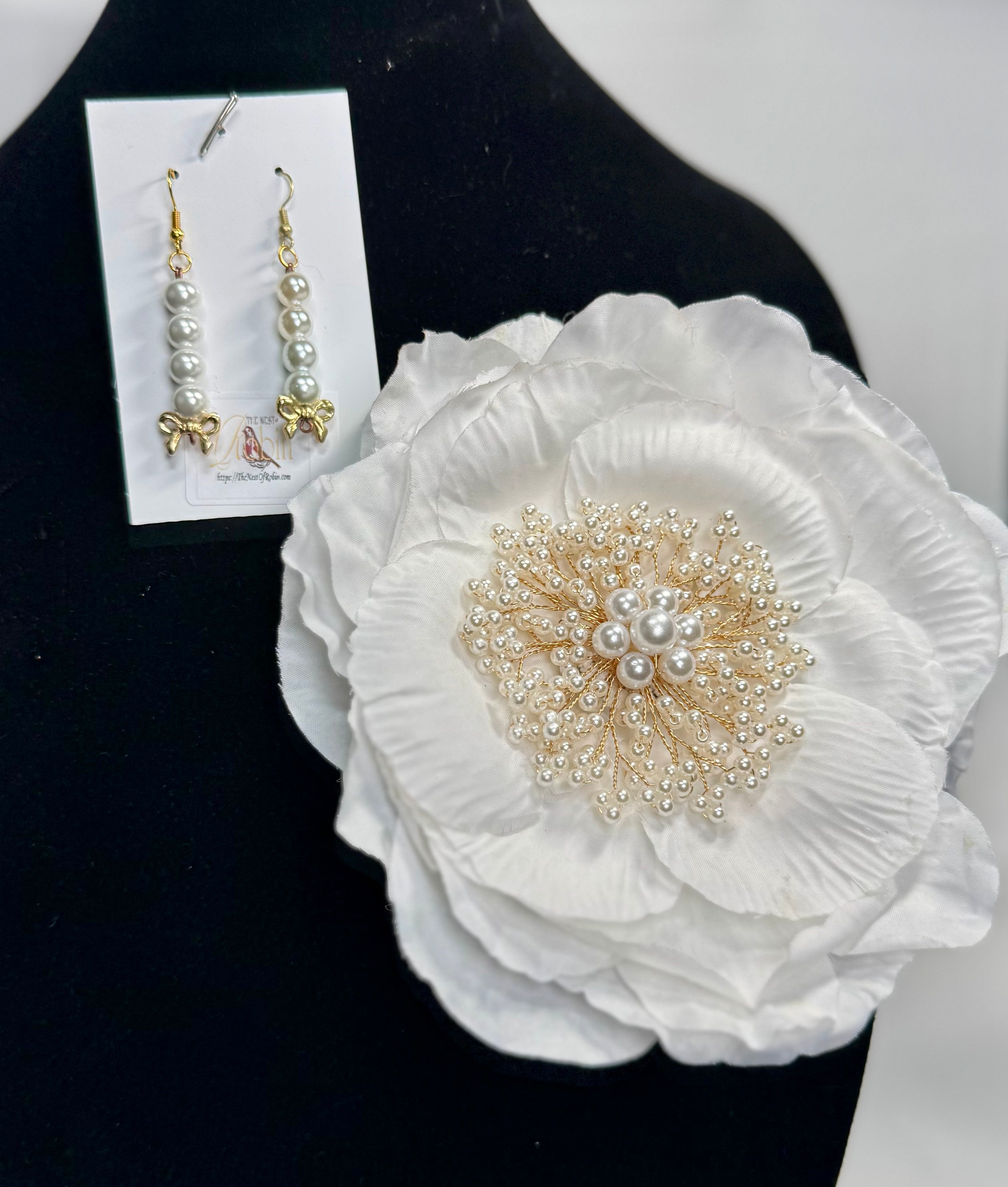 "Snowy" Floral Brooch & Earrings