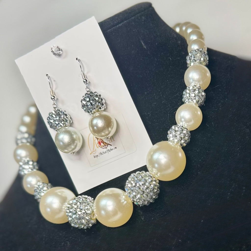 “Poppy” Necklace & Earrings Set