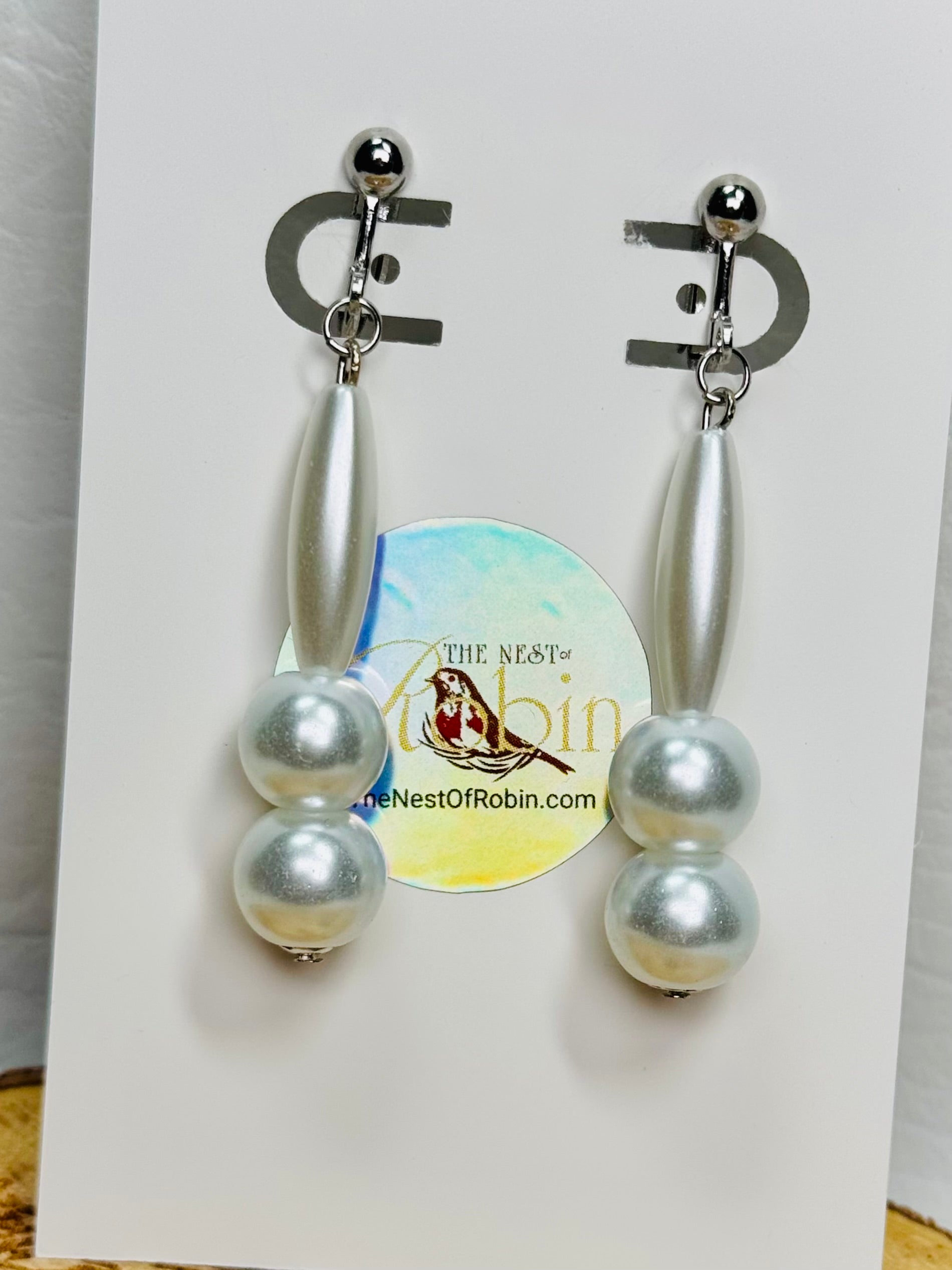 “My Pearls” Dangling Clip & Pierce Earrings
