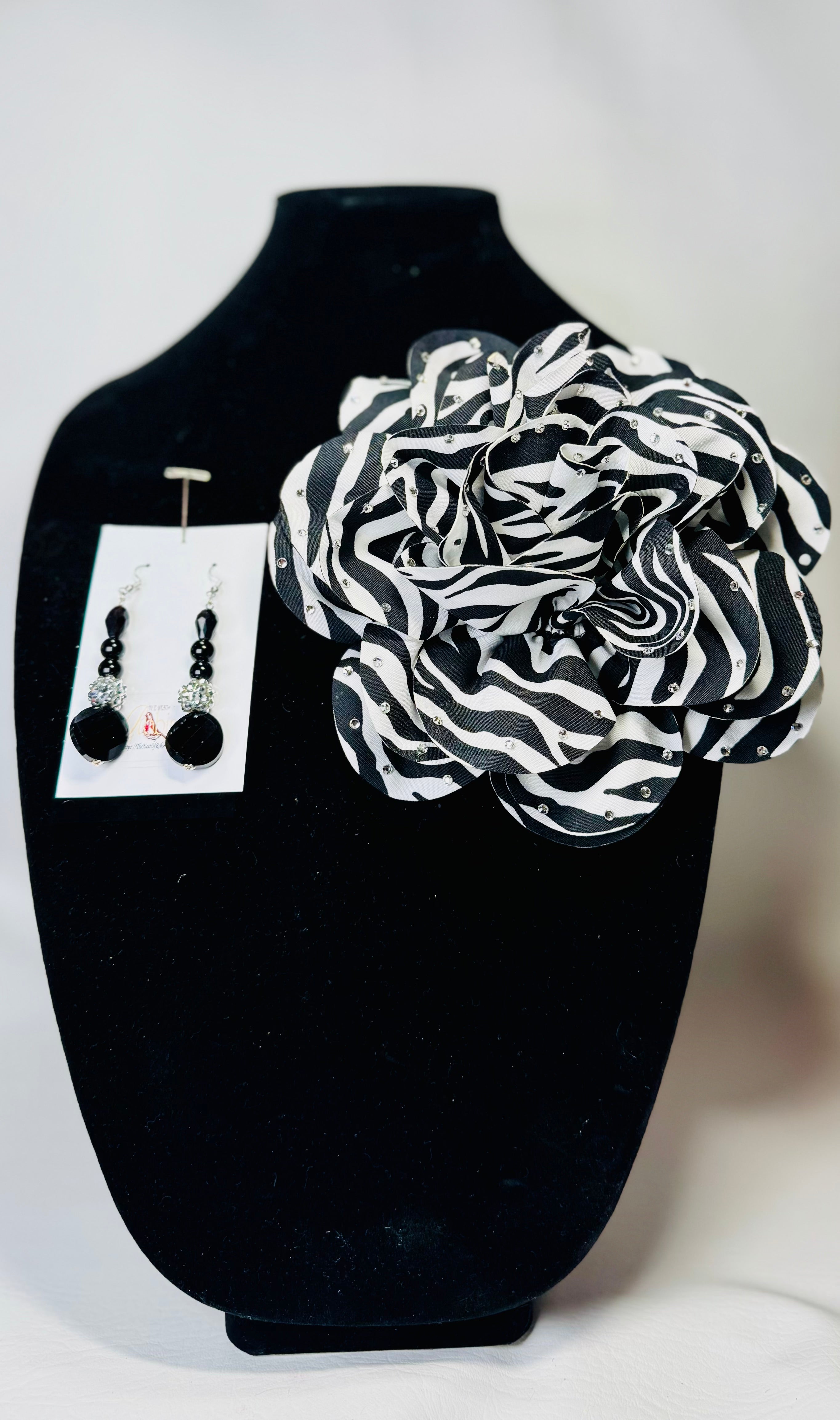 “The Zebra” Floral Brooch & Earrings Set