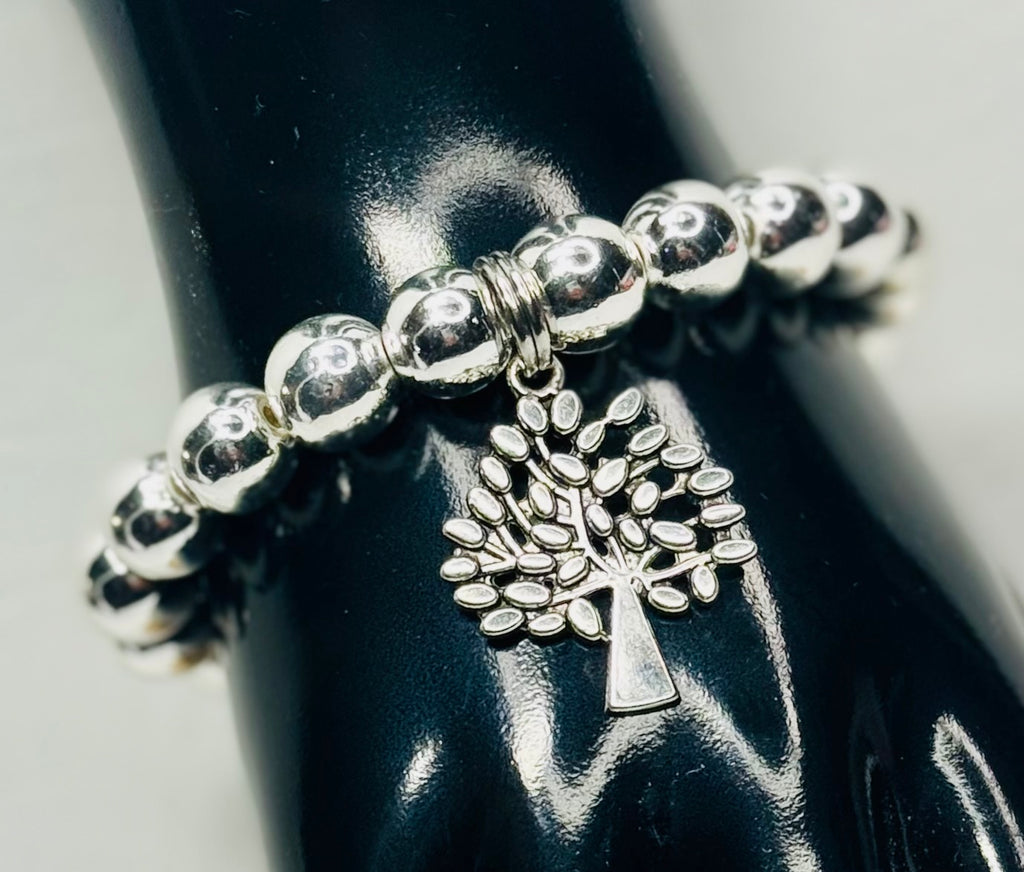 Silver “Legacy of the Roots” Bracelet & Earrings Set