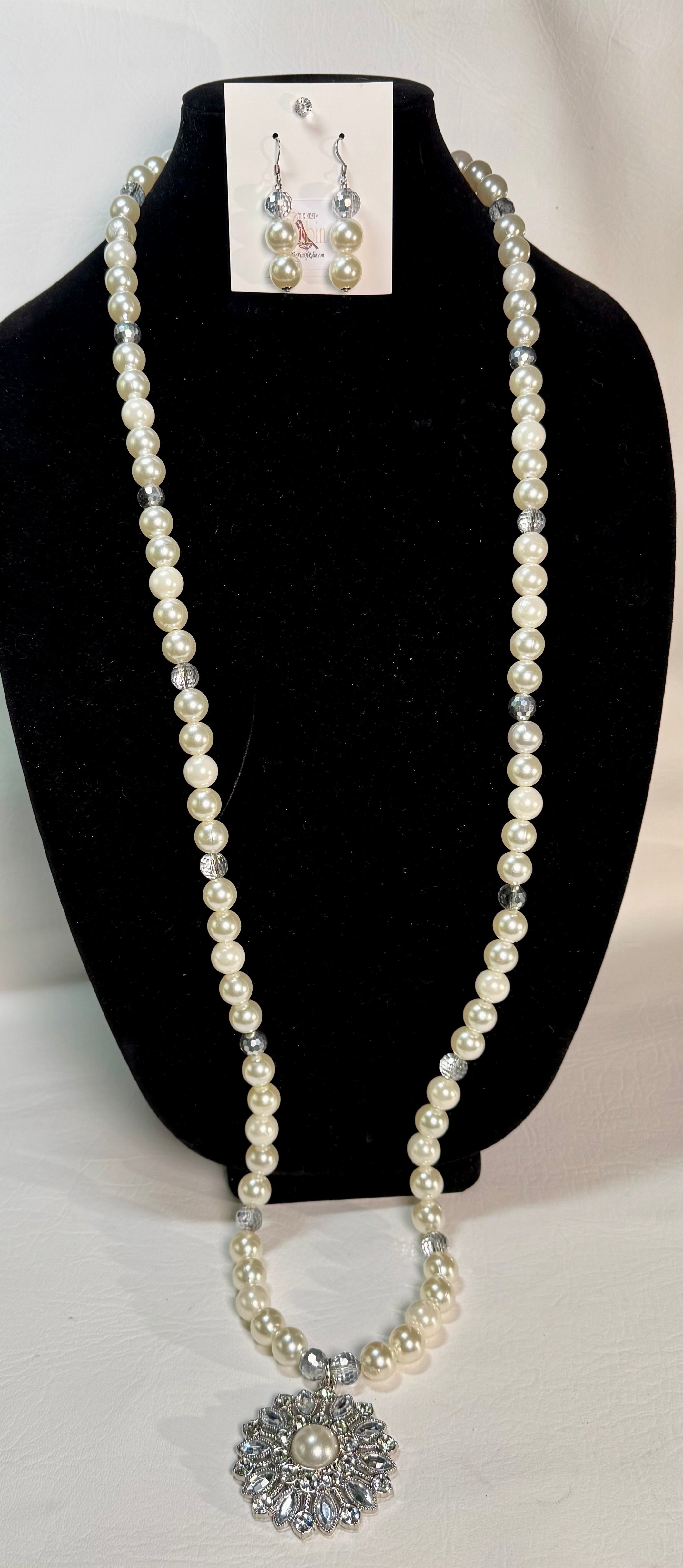 “Crystal Petunia” Long Necklace & Earrings Set