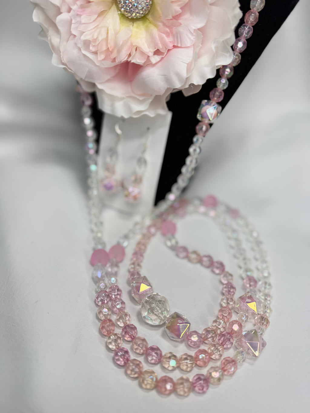 “Blush Radiance Ensemble” - Floral Brooch, Long Necklace & Earrings￼