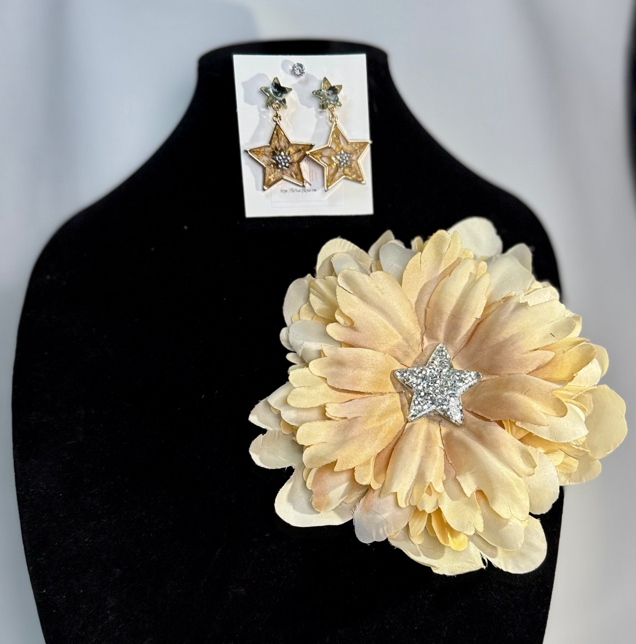“Star” Floral Brooch & Earrings Set
