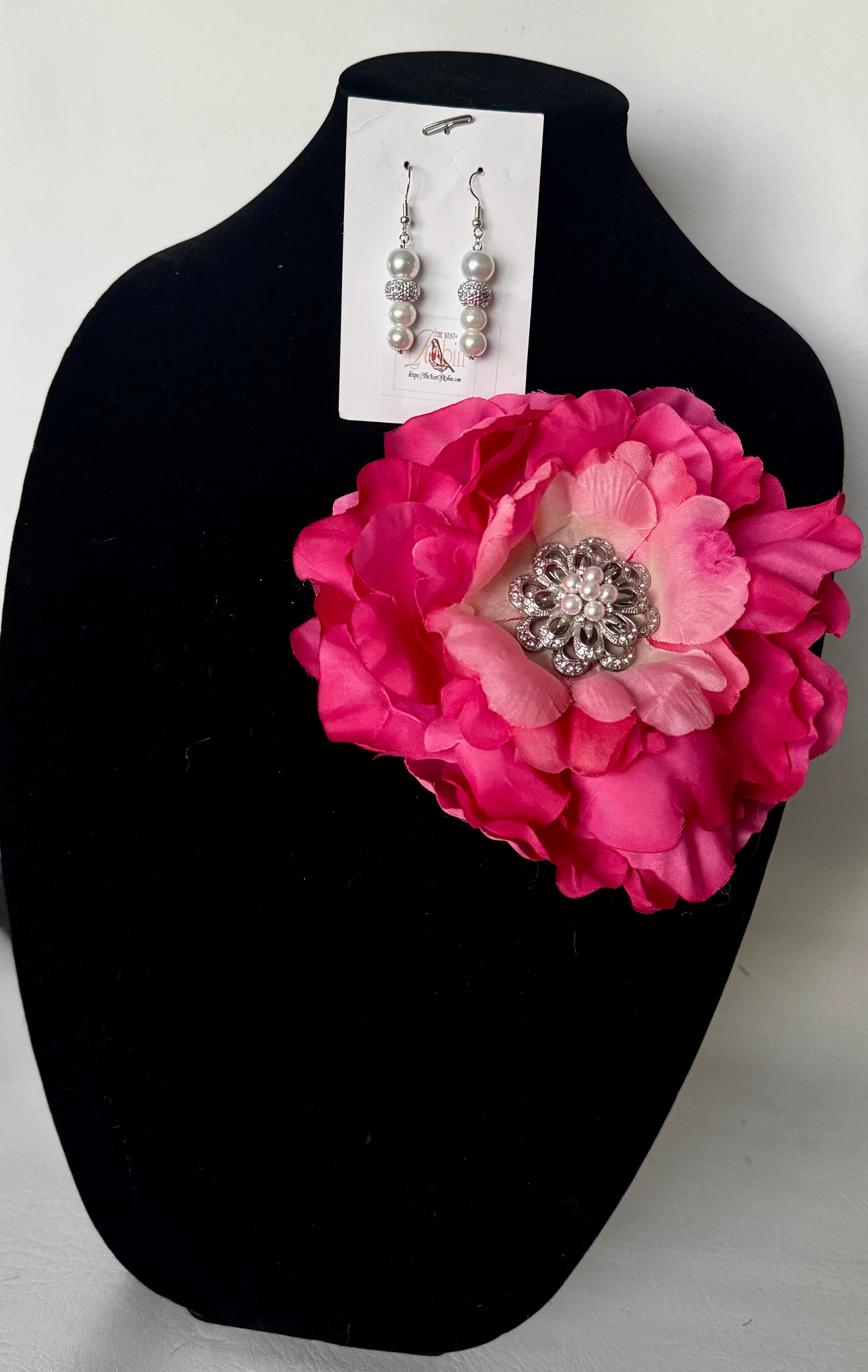 “Zaylee” Floral Brooch & Earrings Set