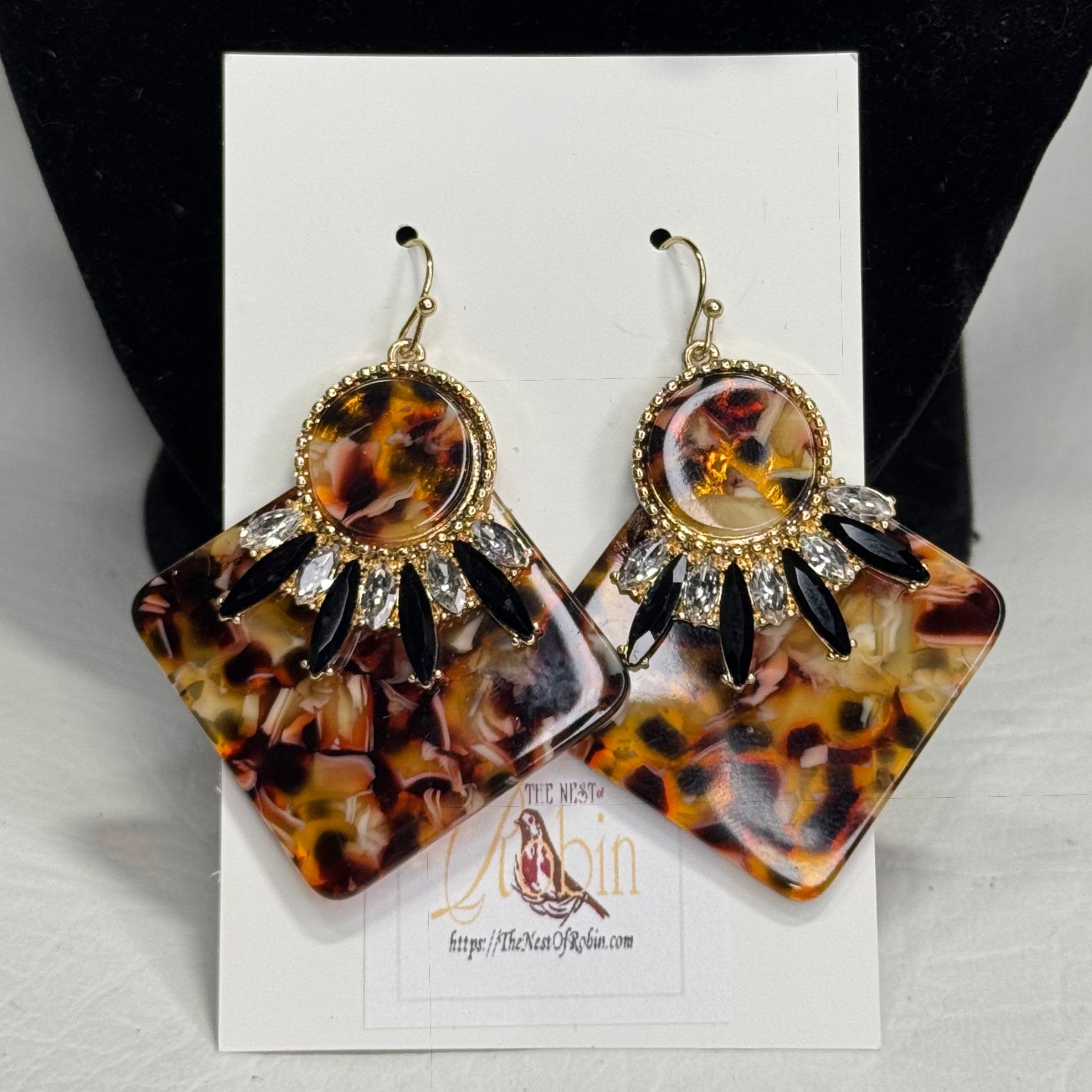 “Crimson Radiance” Floral Brooch & Earrings Set