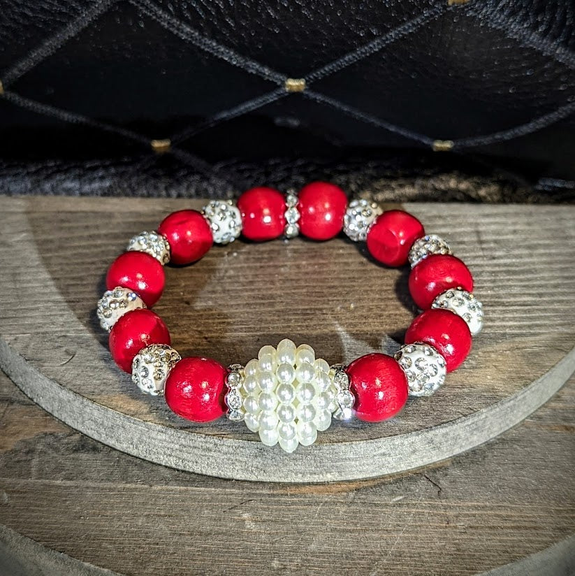 Big Pearlie Red Bracelet