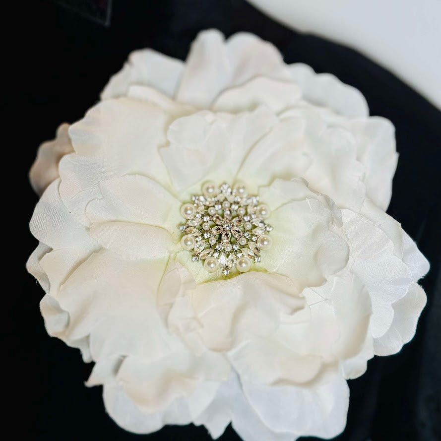 Crystal White Floral Brooch & Earring Set